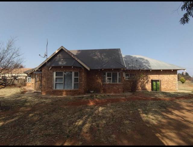 3 BEDROOM HOUSE FOR SALE IN HENLEY-ON-KLIP